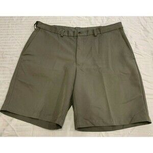 HAGGAR MENS SHORTS SIZE 38